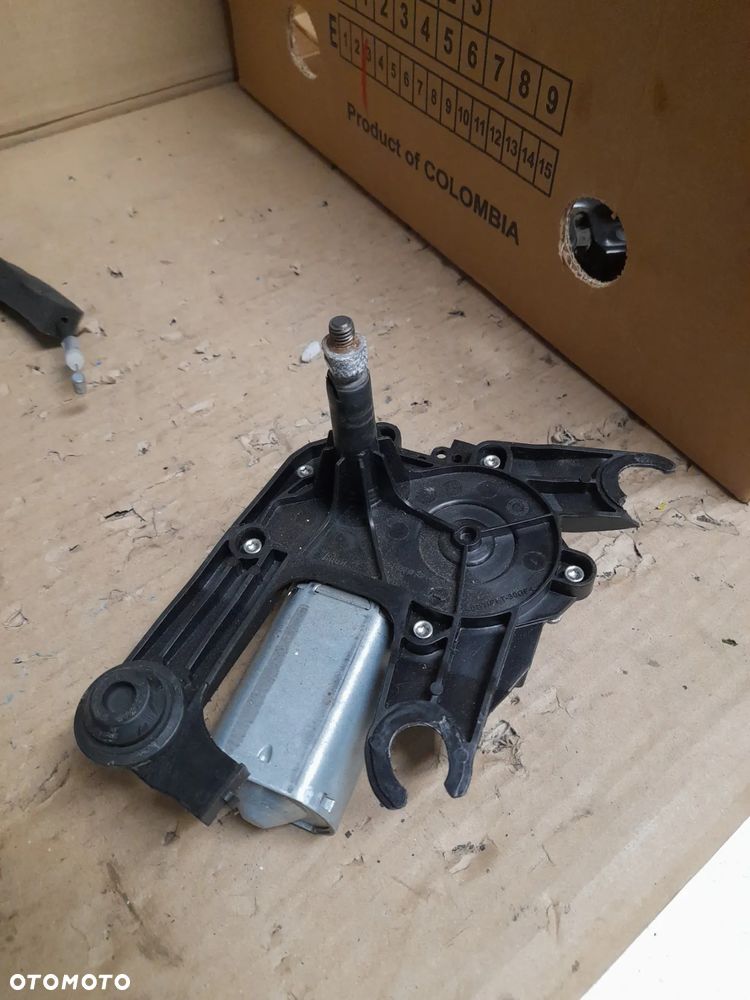 PEUGEOT 5008 I 12r silniczek wycieraczki tył 9680477480 53031812 - 6