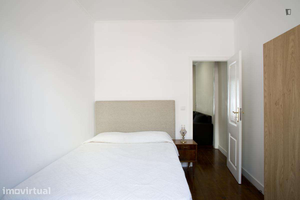 Apartamento com 3 quartos - localizado em Mouraria Lisbon - Grande imagem: 2/14