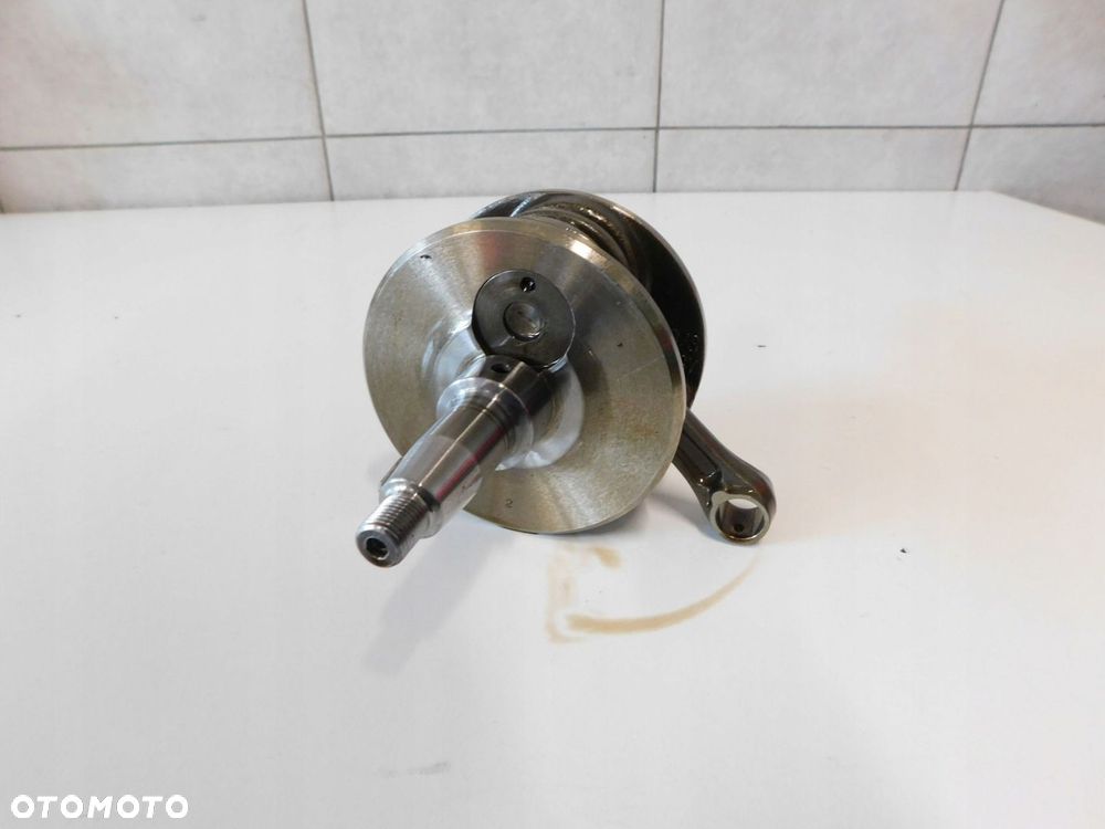 PIAGGIO FLY 125 WAŁ KORBOWY - 3