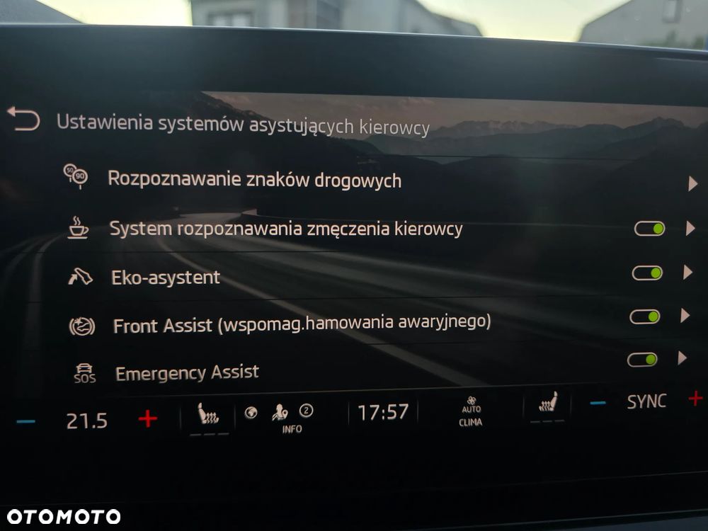 Skoda Octavia 2.0 TDI 4x4 DSG Scout - 21