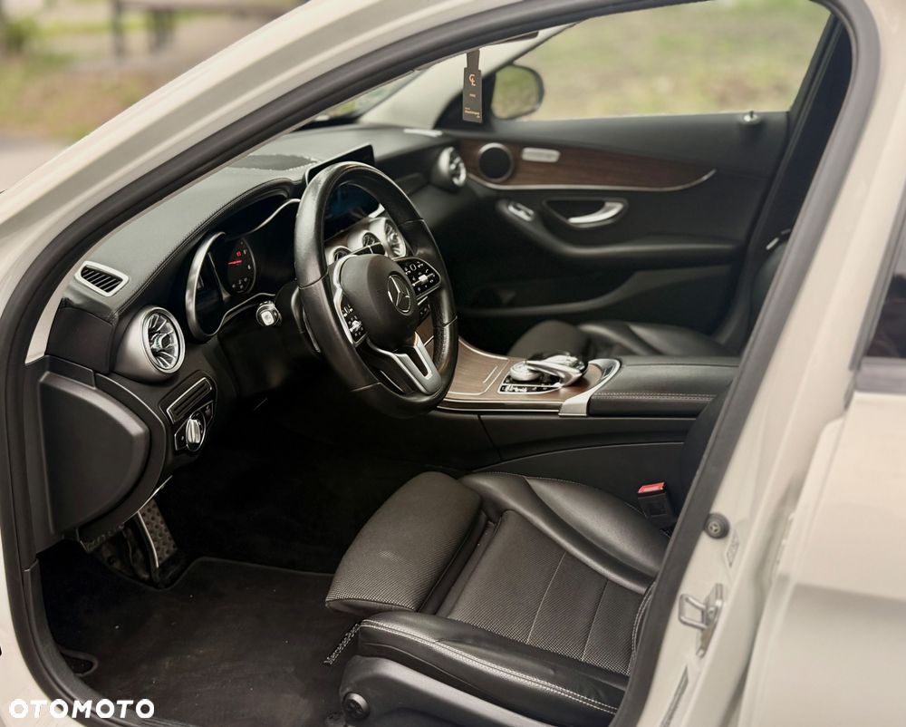 Mercedes-Benz Klasa C 220 d 9G-TRONIC Avantgarde - 19