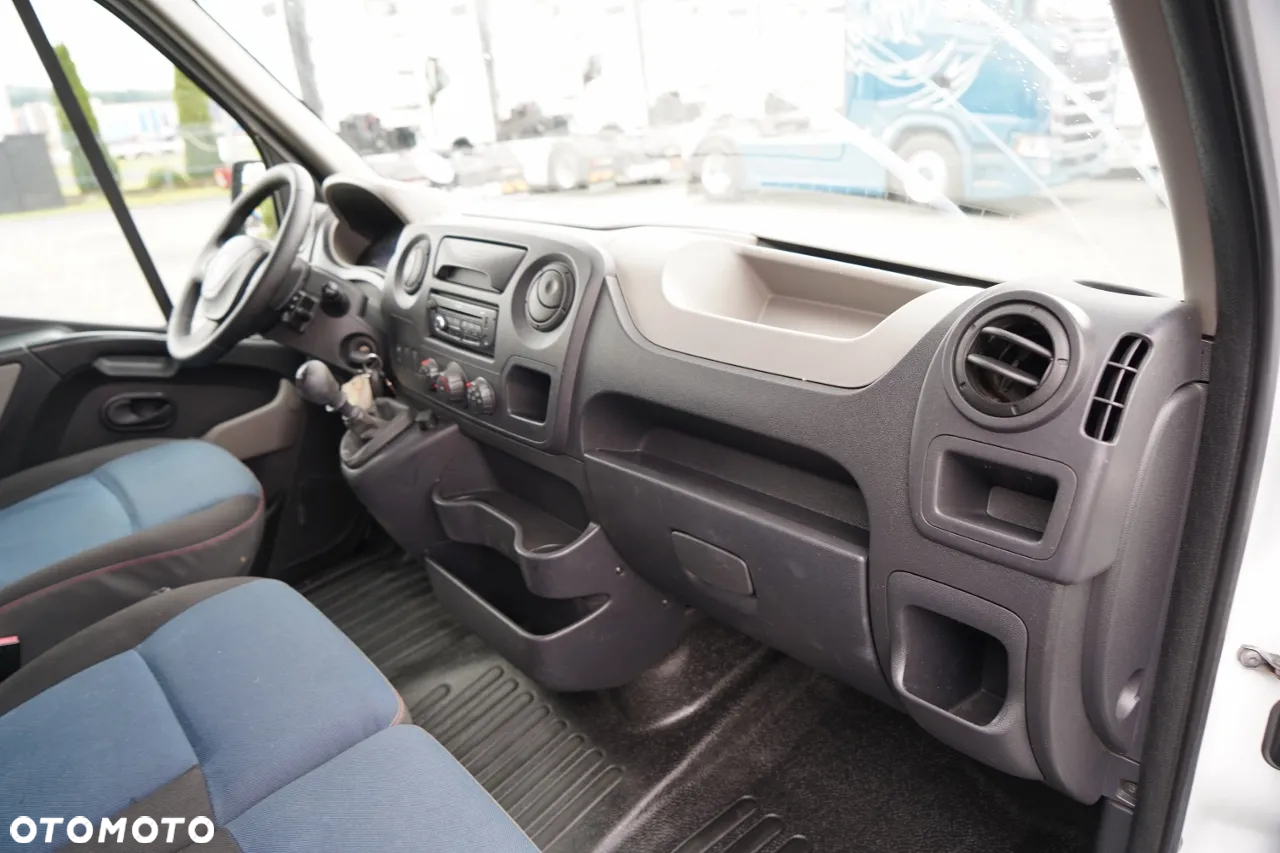 Renault MASTER / MANUAL / ZABUDOWA / DMC 3500KG / 6 MIEJSC / SPROWADZONY / PO KONTRAKCIE SERWISOWYM - 30
