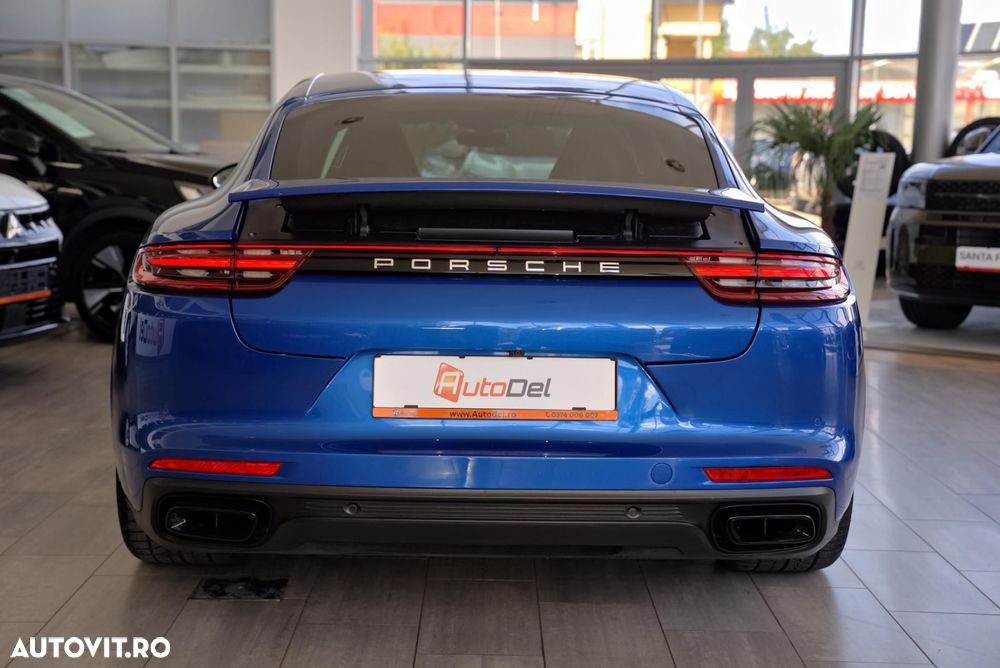 Porsche Panamera 4 - 7