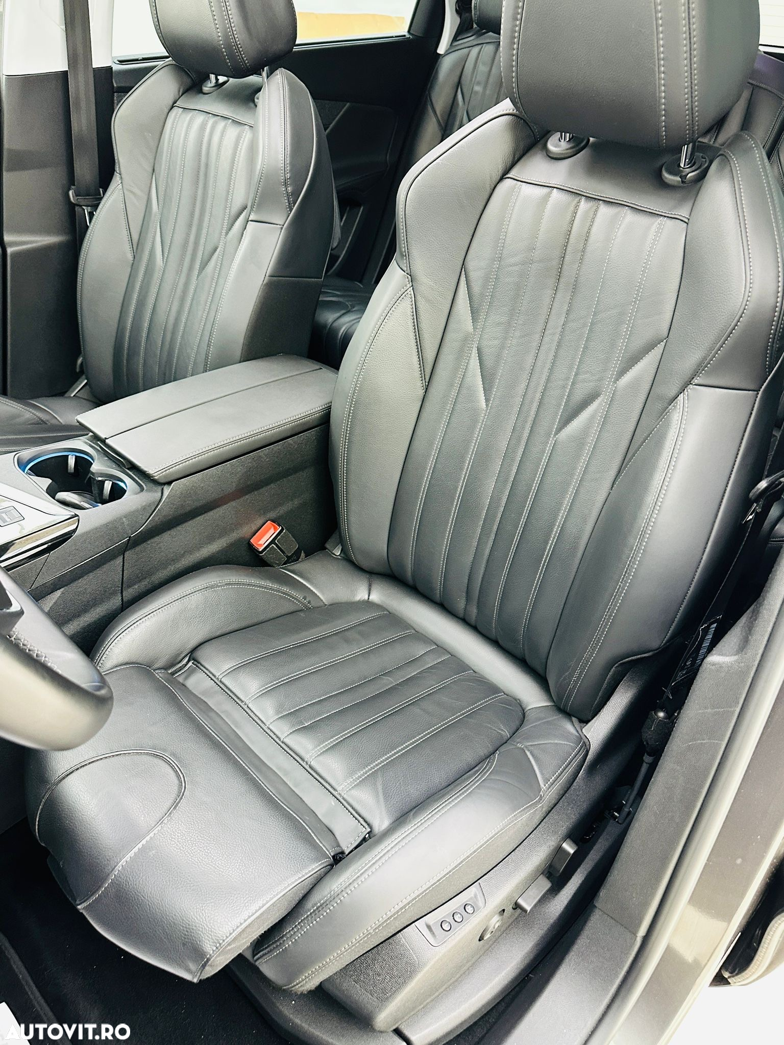Peugeot 5008 - 19