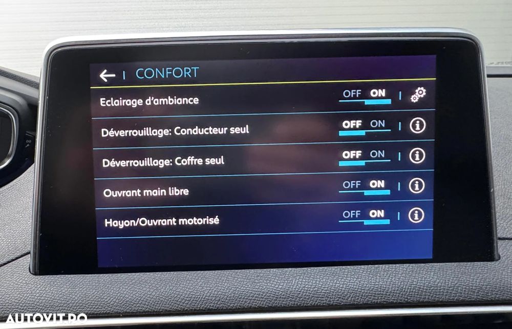 Peugeot 3008 225 e-EAT8 GT - 33