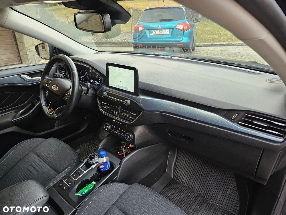 Ford Focus SW - 22