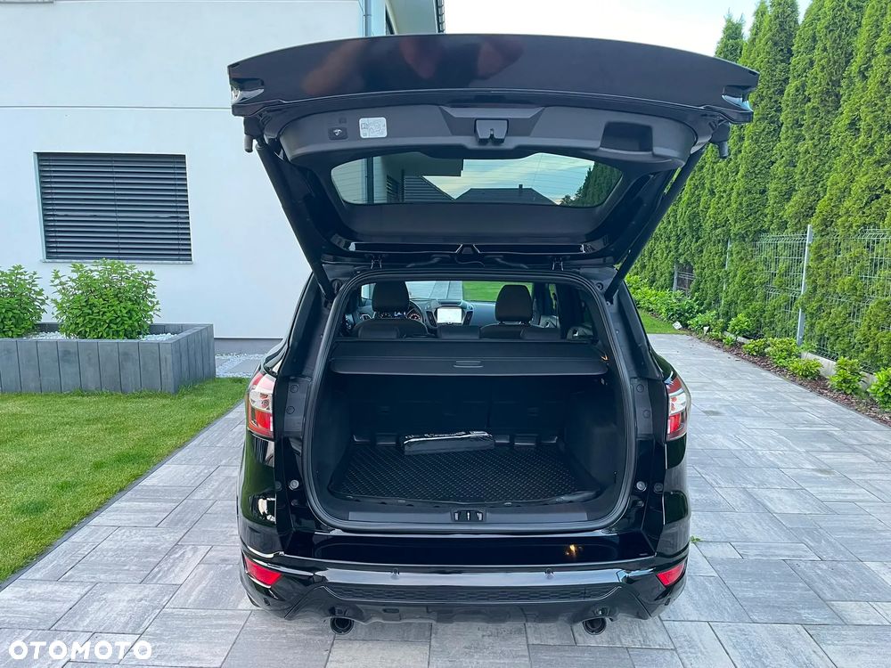 Ford Kuga 2.0 TDCi 4x4 ST-Line - 19