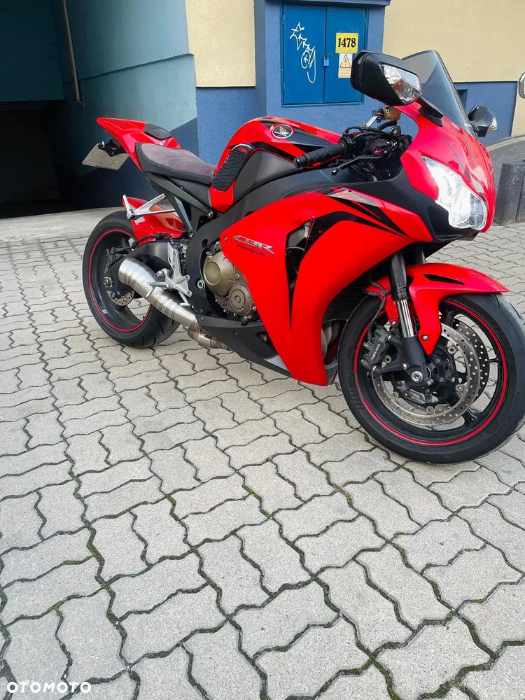 Honda CBR - 4