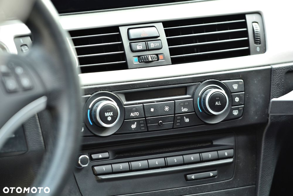 BMW Seria 3 320d - 18