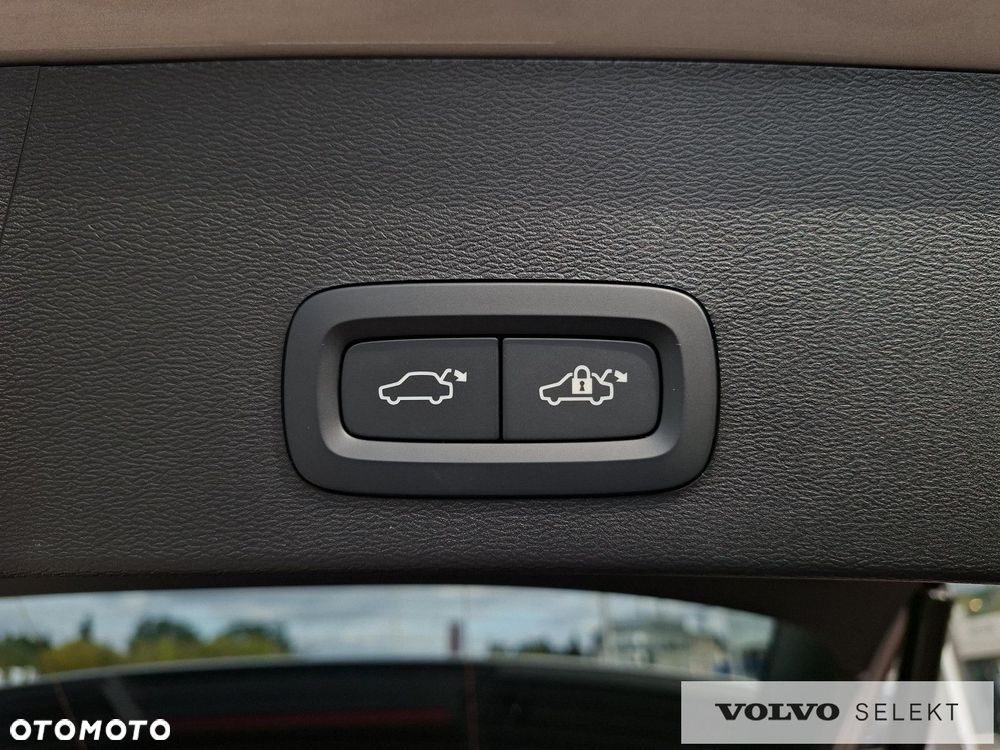 Volvo XC 40 - 28