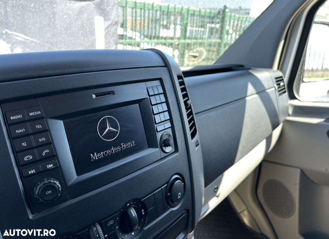 Mercedes-Benz Sprinter 516 CDI AXA DUBLA SPATE - 19