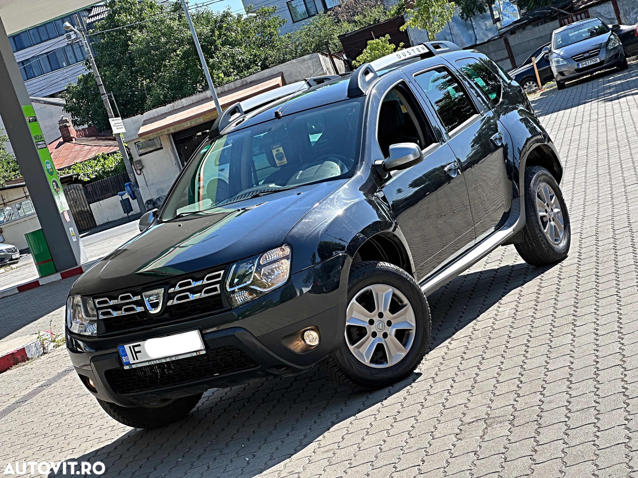 Dacia Duster 1.2 TCe 4x2 Laureate - 2