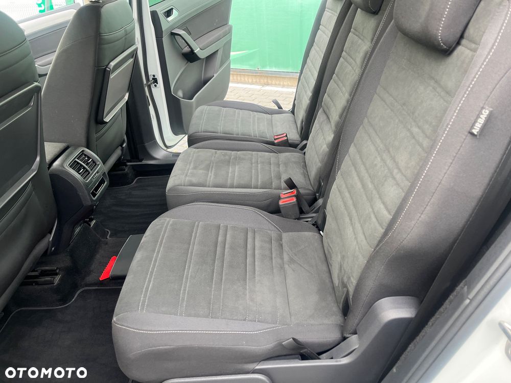 Volkswagen Touran 2.0 TDI SCR DSG Comfortline - 33