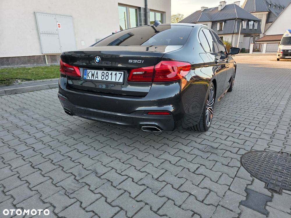 BMW Seria 5 530i M Sport Edition - 10