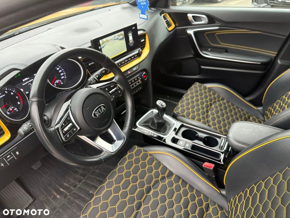 Kia XCeed 1.5 T-GDI MHEV L Business Line DCT - 16