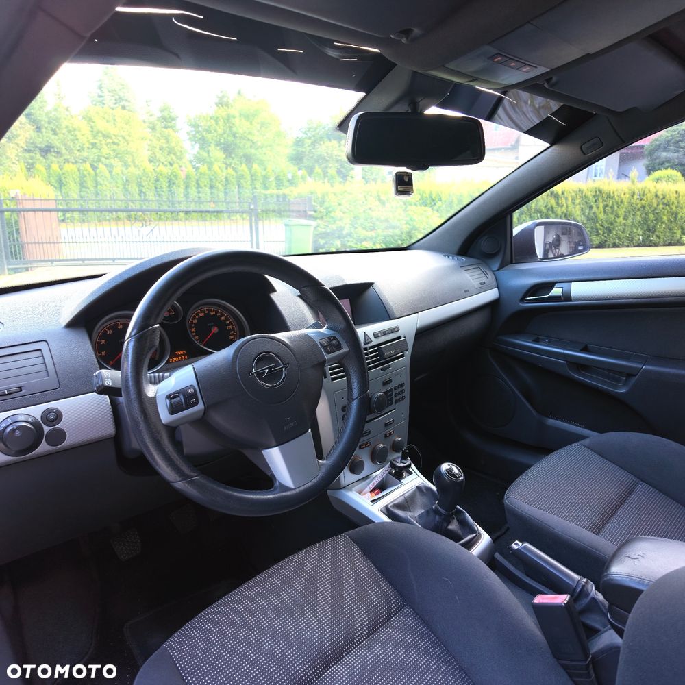 Opel Astra 1.6 T Sport - 8