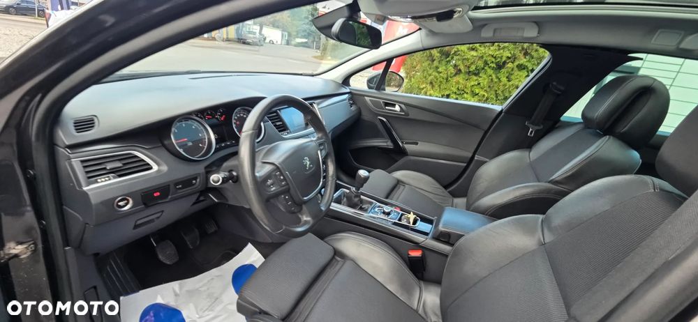 Peugeot 508 HDi FAP 140 Allure - 32