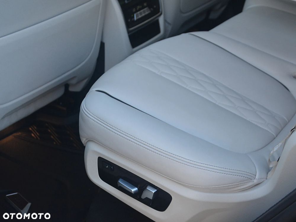 BMW X7 2024