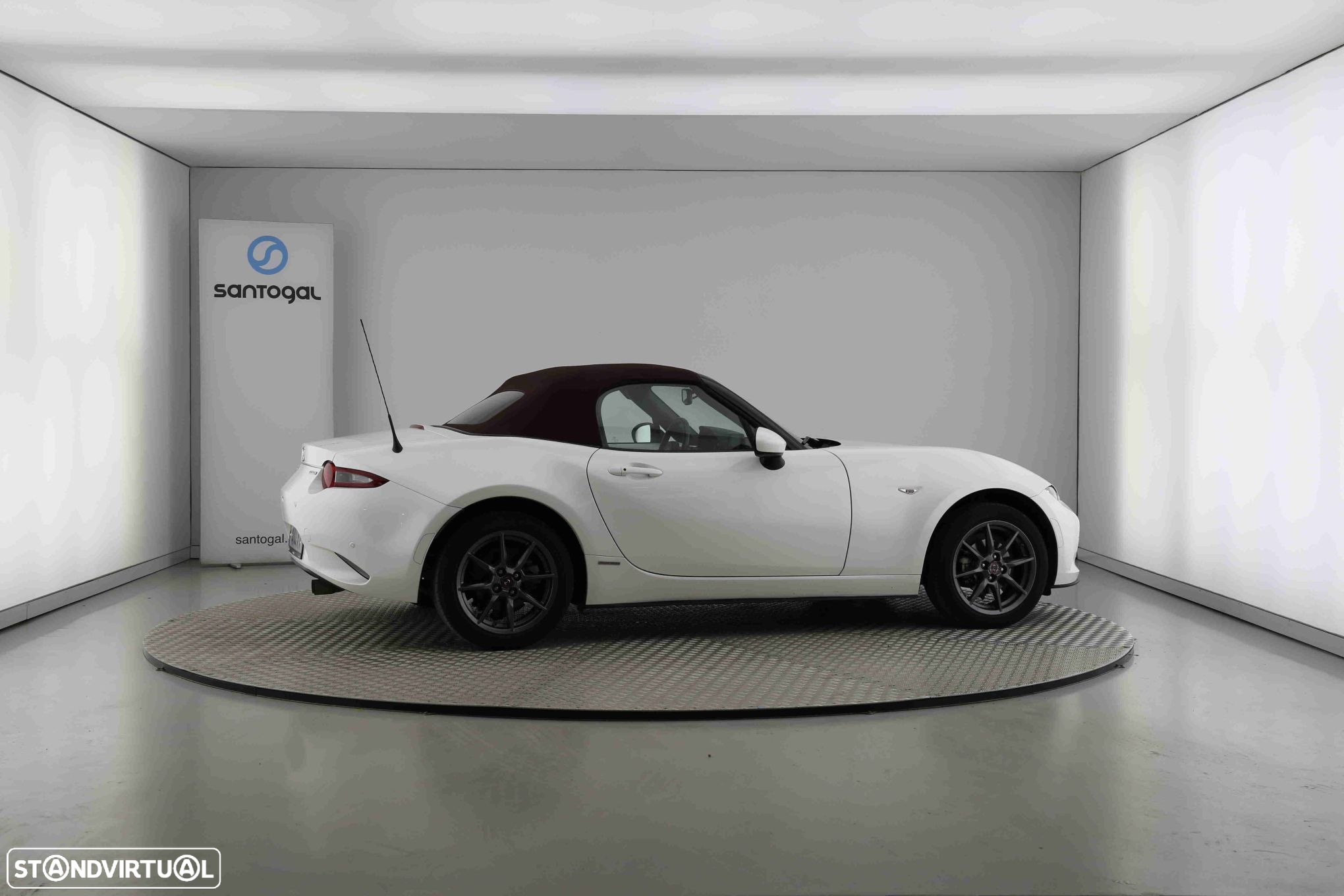 Mazda MX-5 1.5 RF Sky-G Excellence Navi Tan Leather - 9