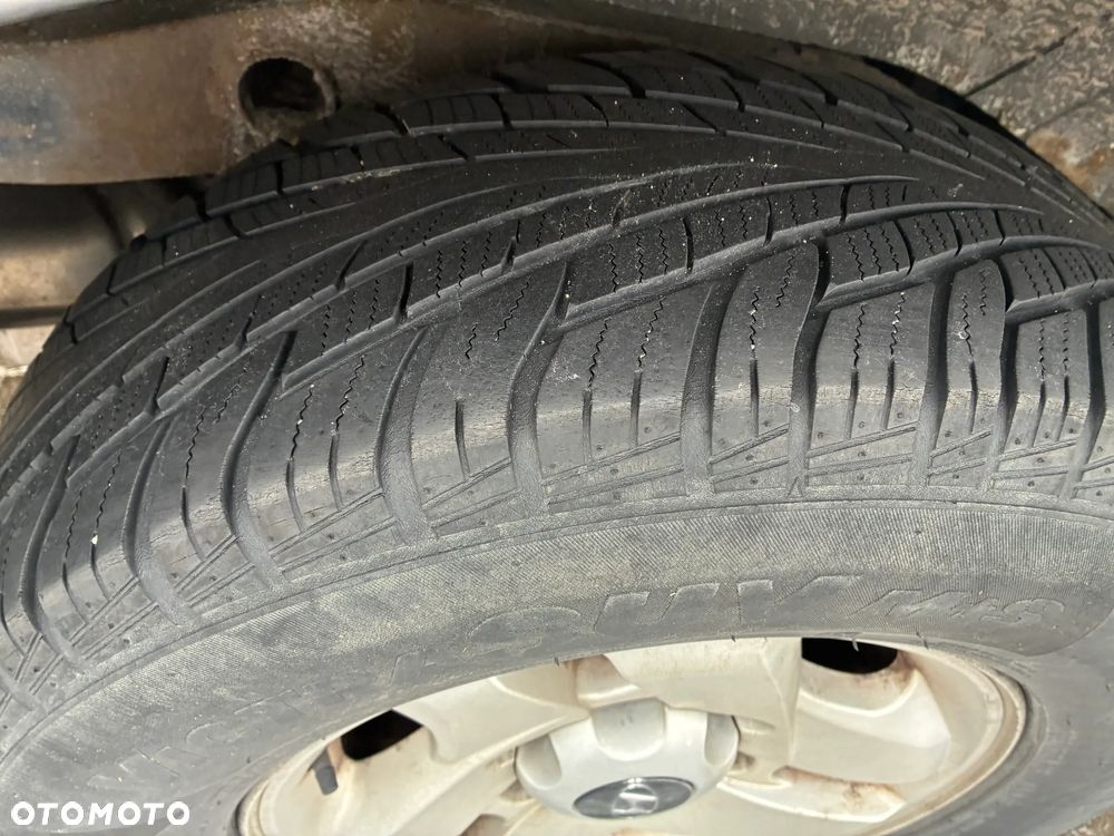 Hyundai Terracan 2.9 CRDi High - 17