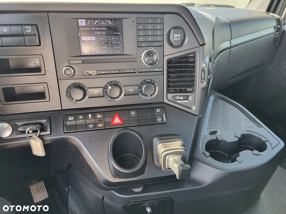 Mercedes-Benz Arocs 2645 6x4 budowlany DMC 66 ton z Niemiec - 11