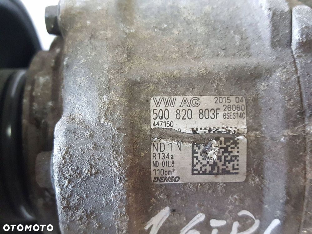 VW PASSAT B8 14-18r 2.0 TDI SPRĘŻARKA KLIMATYZACJI 5Q0820803F - 2