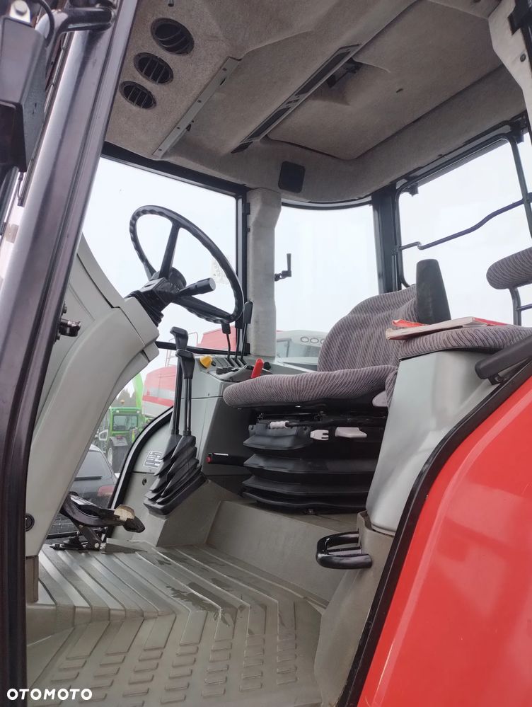 Massey Ferguson 8120 DynaShift 1996R - 14