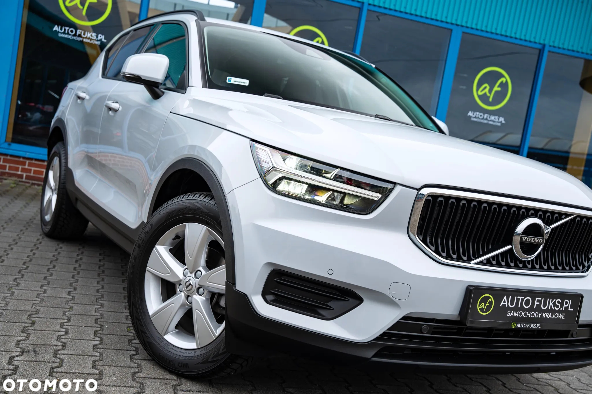 Volvo XC 40 T3 Momentum Core - 5