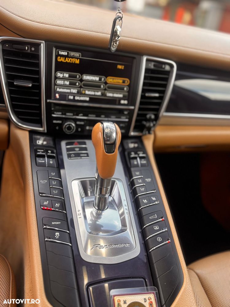 Porsche Panamera Diesel - 8