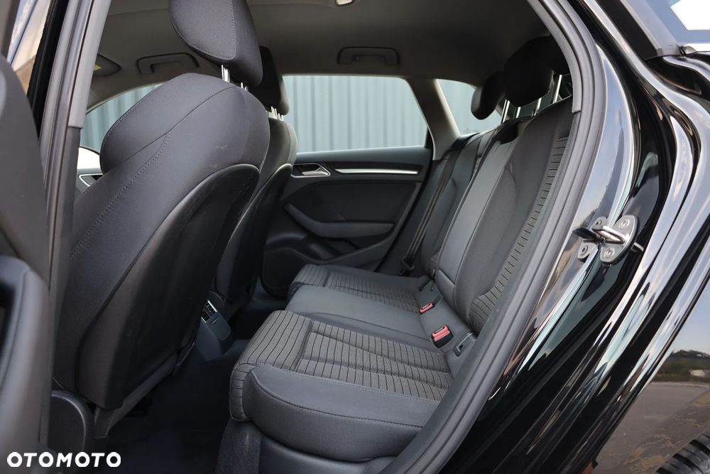 Audi A3 Sportback 1.5 TFSI cylinder on demand S tronic sport - 19
