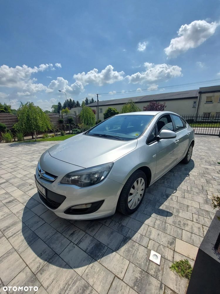 Opel Astra 1.4 T Active EU6 - 12