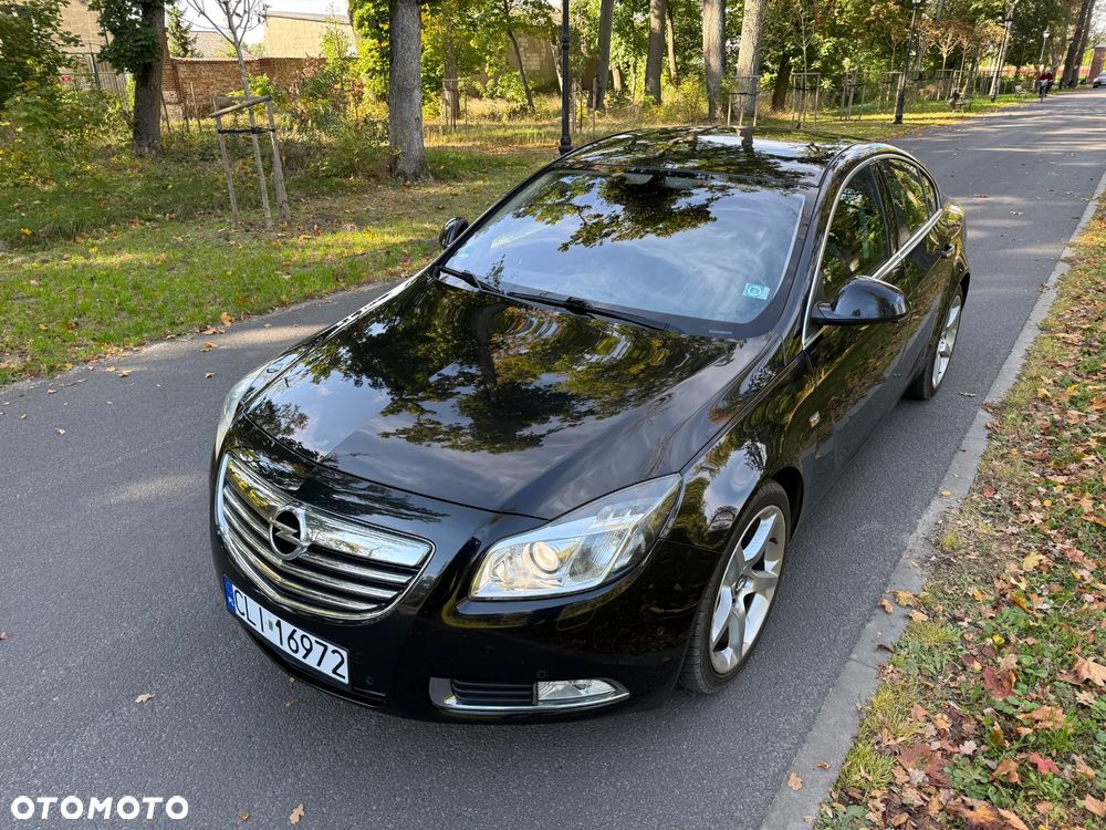 Opel Insignia - 1