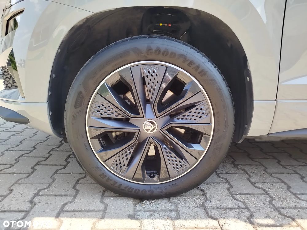 Skoda Karoq 2.0 TDI SCR 4x4 Sportline DSG - 9