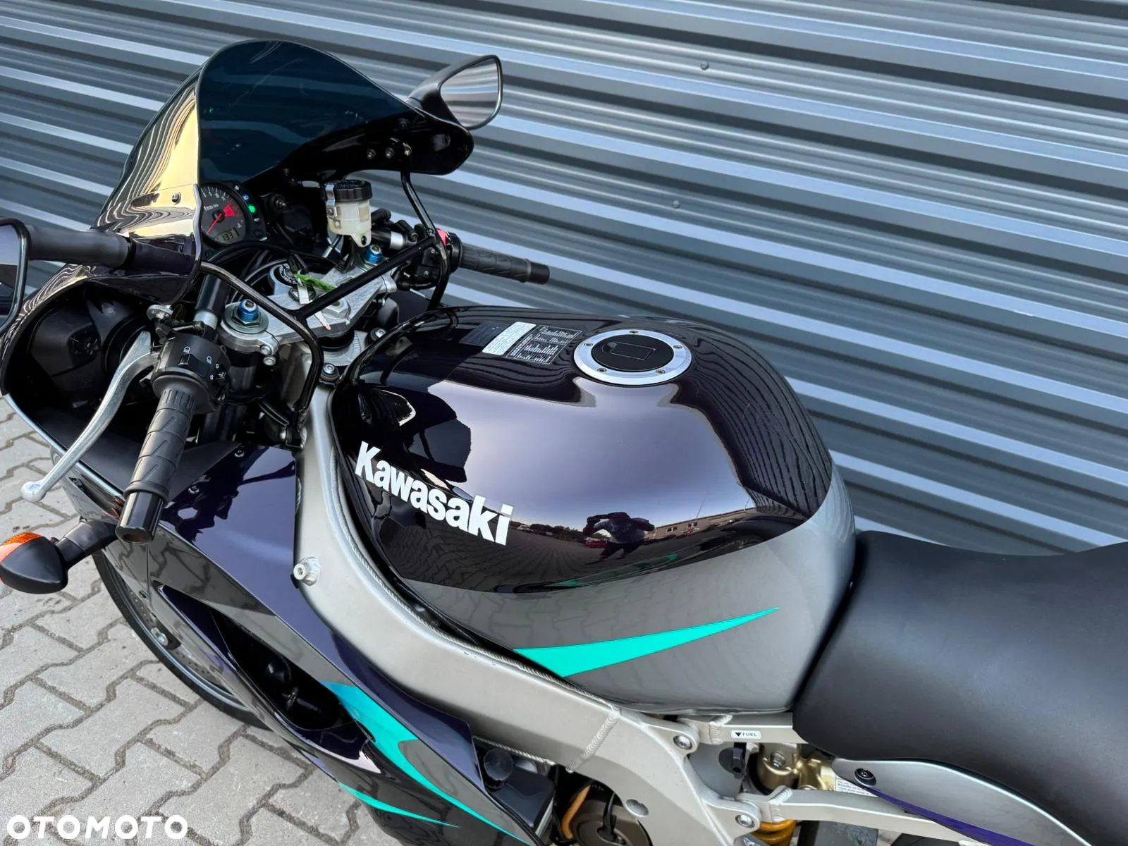 Kawasaki ZX - 9