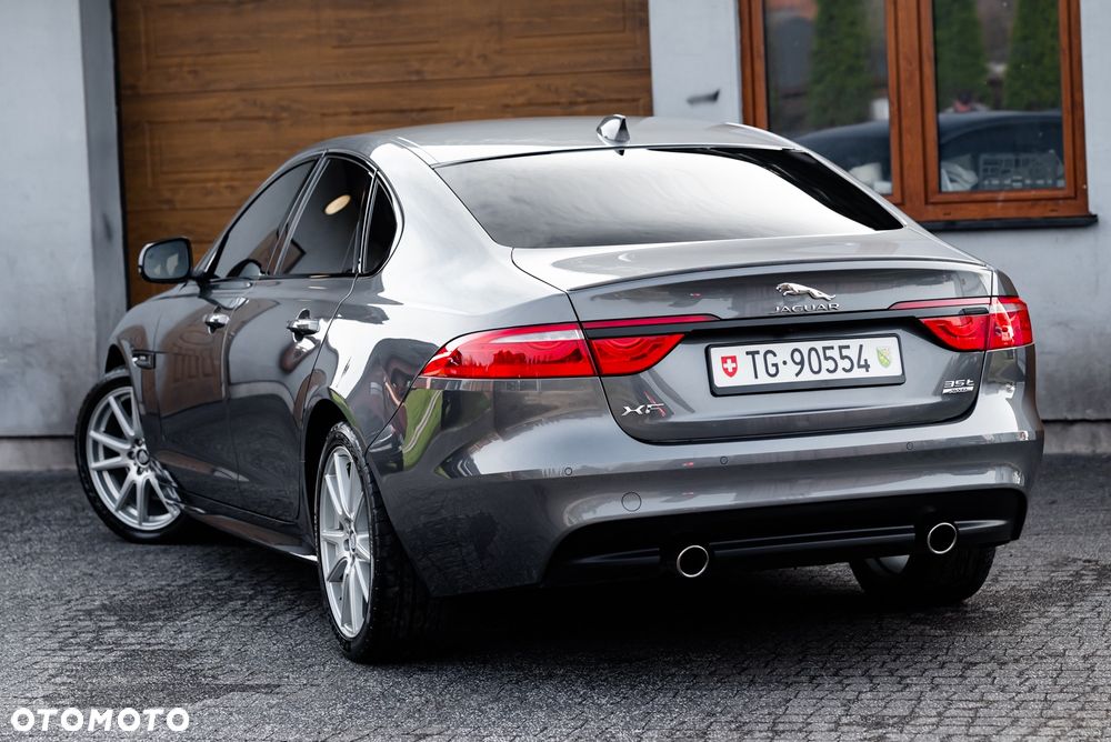 Jaguar XF 35t R-Sport - 12