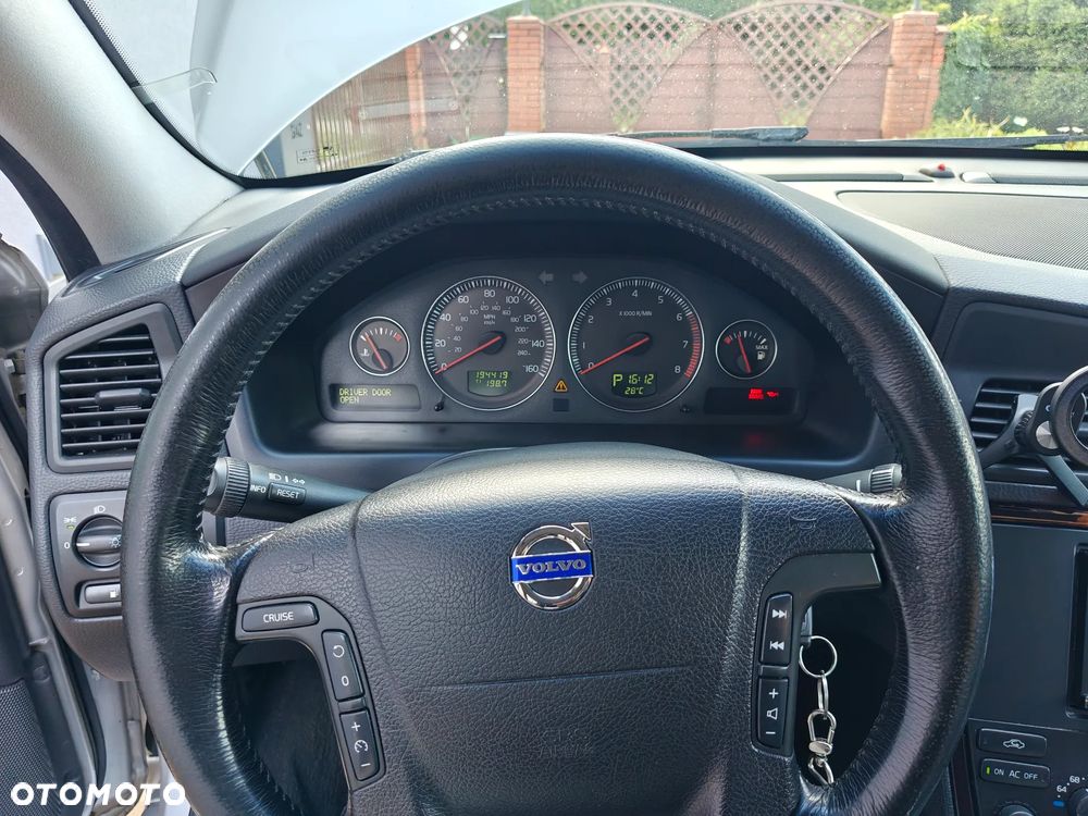Volvo V70 2.5T Kinetic - 11