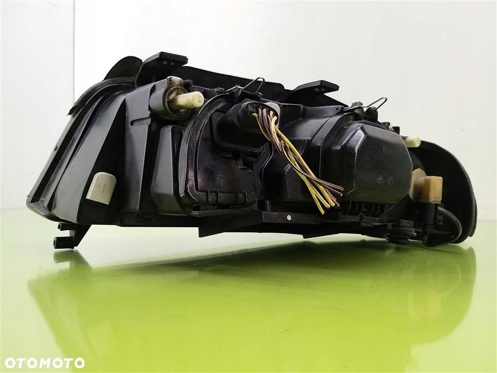 Reflektor lampa przód prawa Audi A4 B5 1999-2001 LIFT 084411137R 3411107R - 4