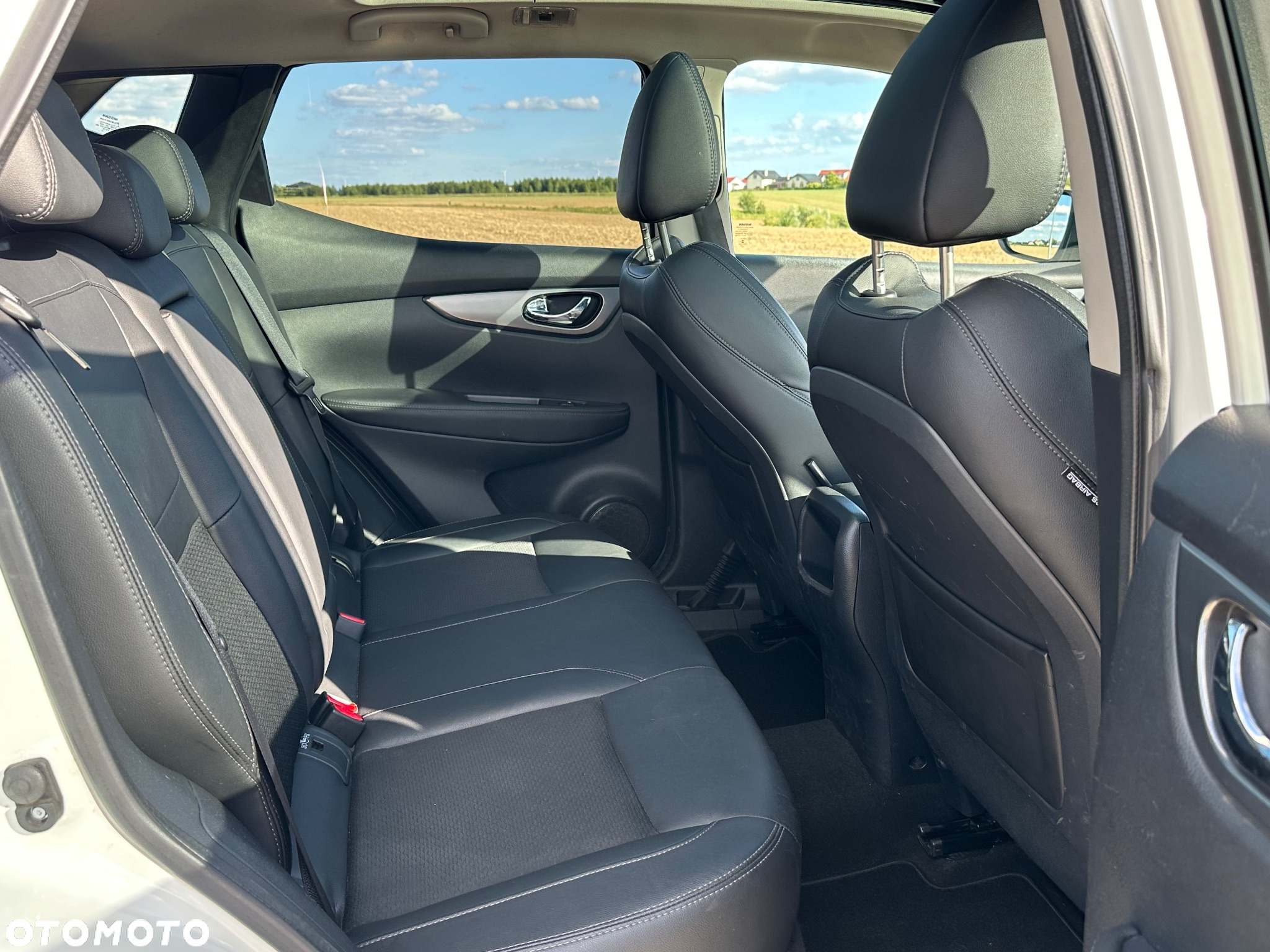 Nissan Qashqai 1.6 DCi 4x4 Tekna+ - 16