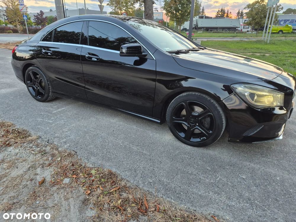 Mercedes-Benz CLA 250 4Matic 7G-DCT - 4