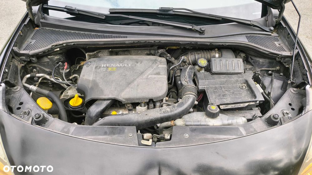 Renault Clio - 18