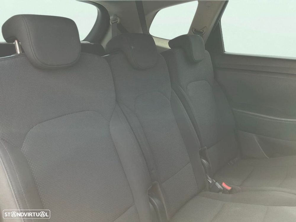 Kia Carens 1.7 CRDi ISG TX - 15
