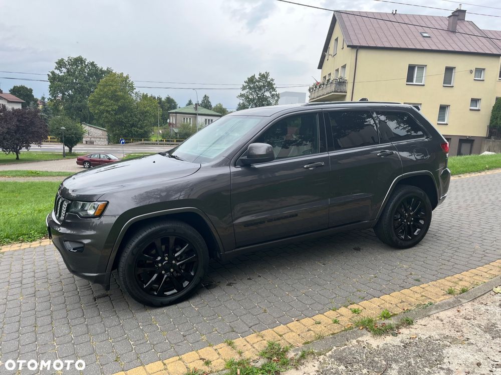 Jeep Grand Cherokee - 3