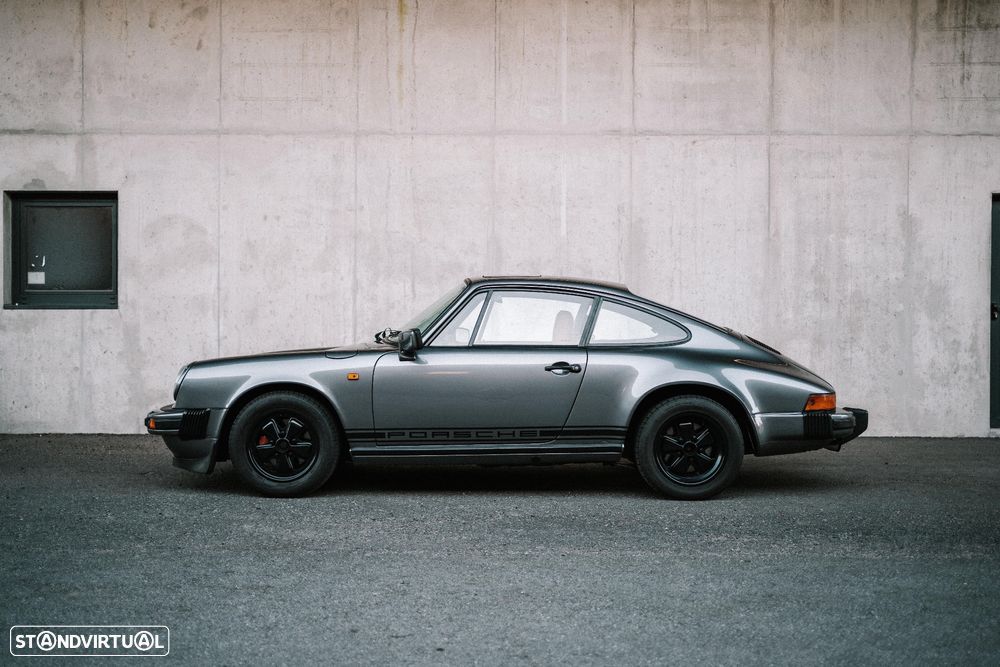 Porsche 911 Série G - 2