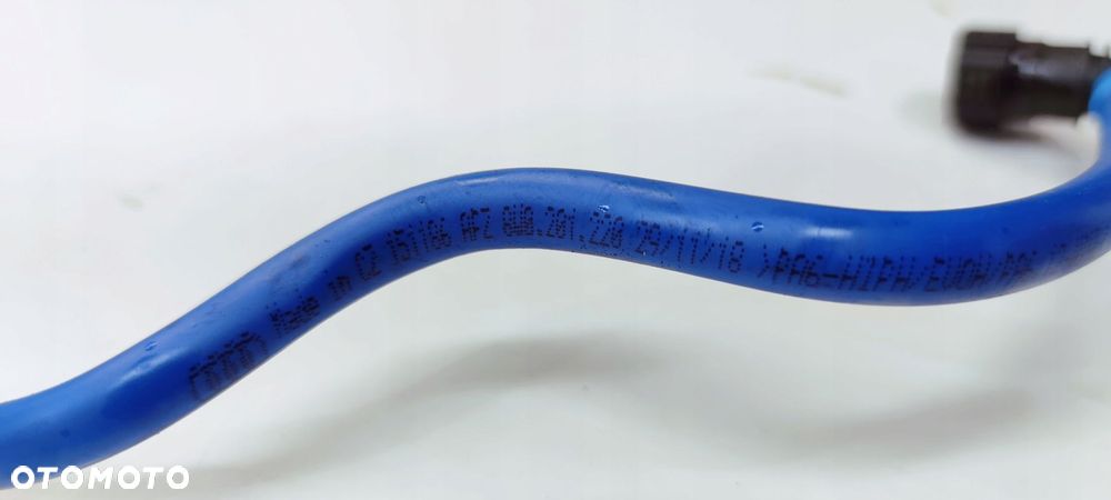 WĄŻ PRZEWÓD PALIWA AUDI A4 B9 A5 8W0201220 - 3