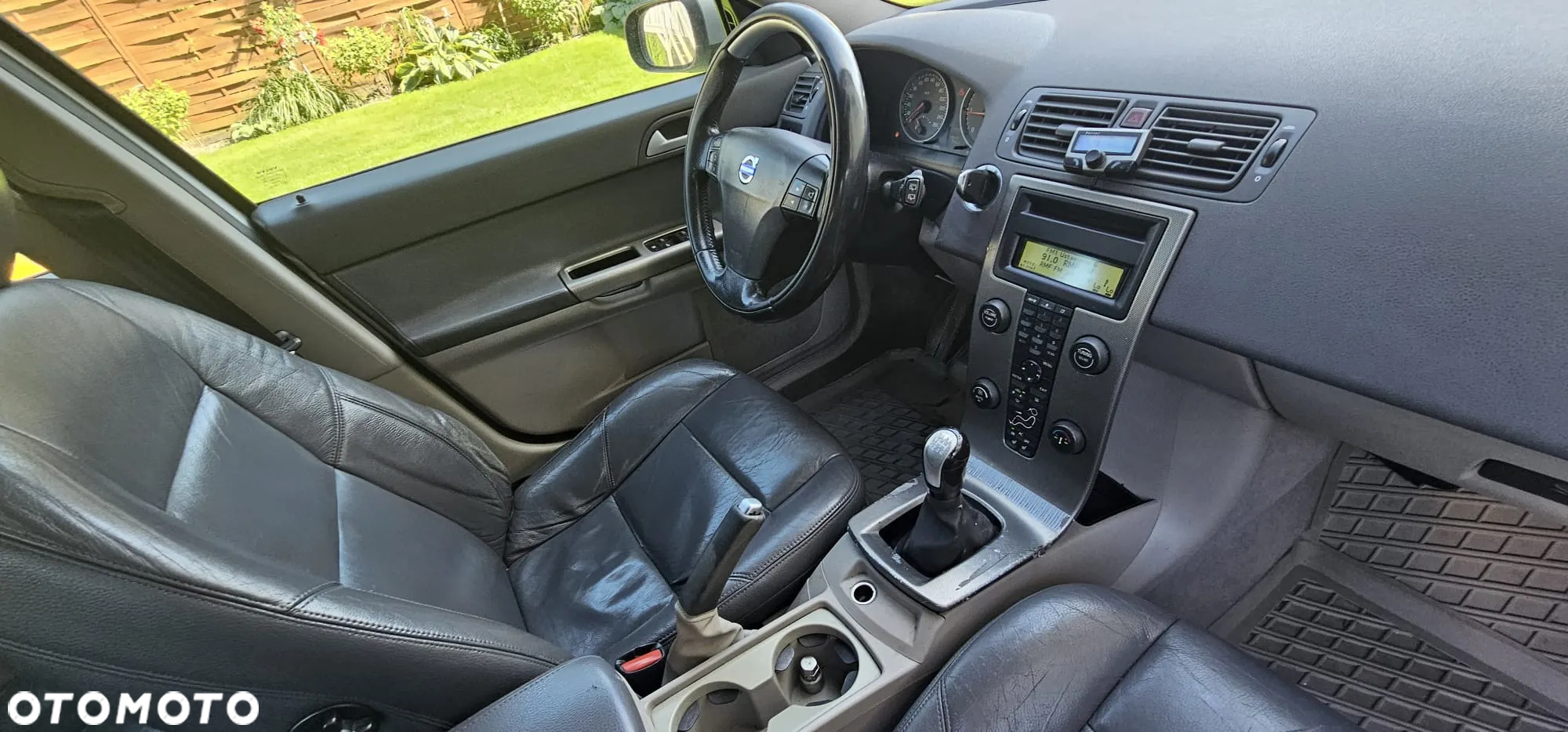 Volvo V50 2.0D R-Design Momentum - 10
