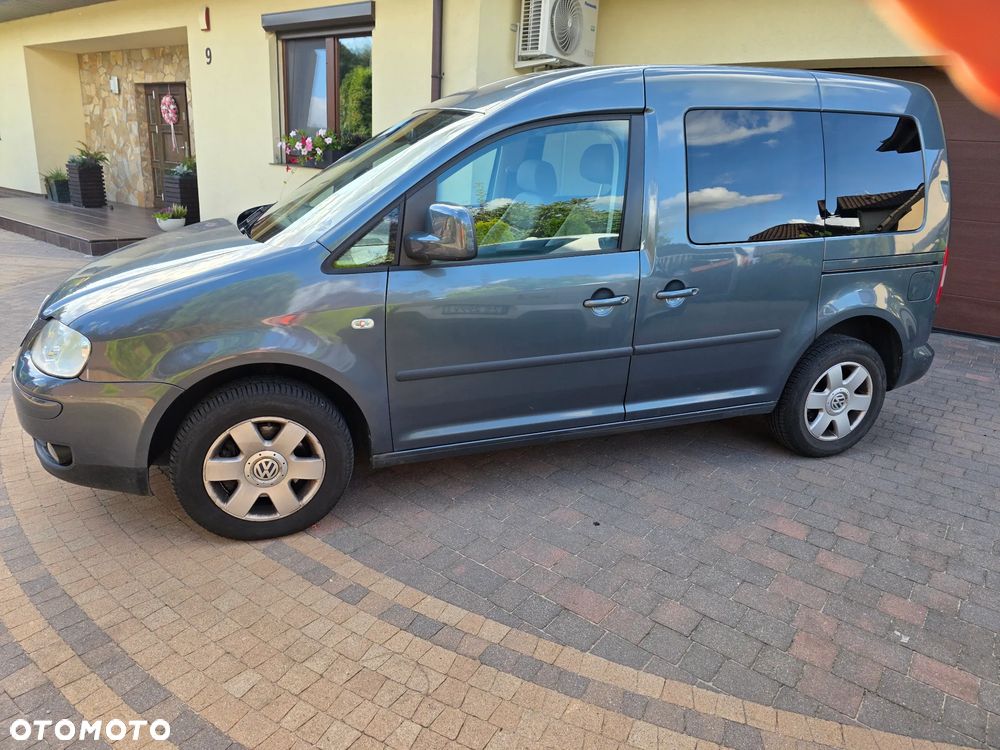 Volkswagen Caddy - 27