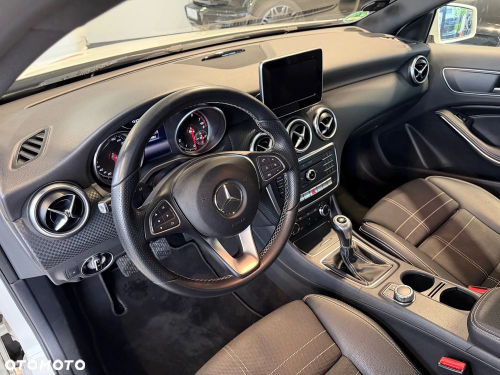 Mercedes-Benz Klasa A 180 (BlueEFFICIENCY) Style - 11