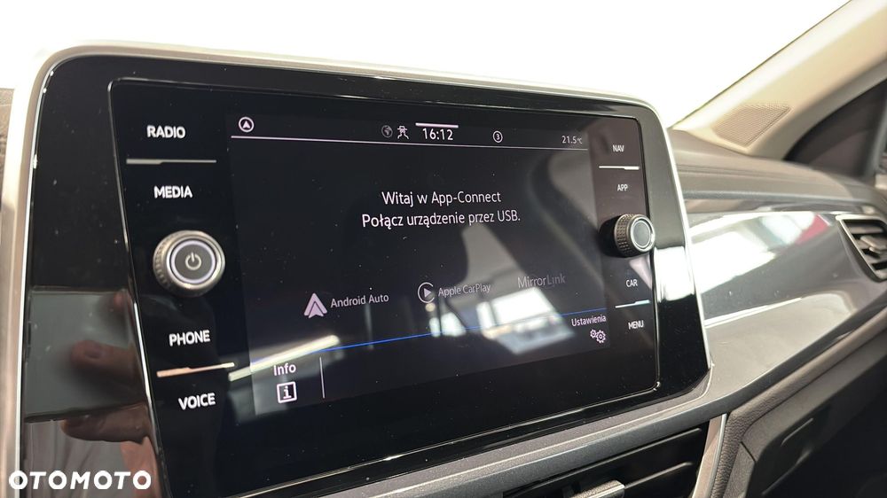 Volkswagen T-Roc 1.5 TSI Style DSG - 24