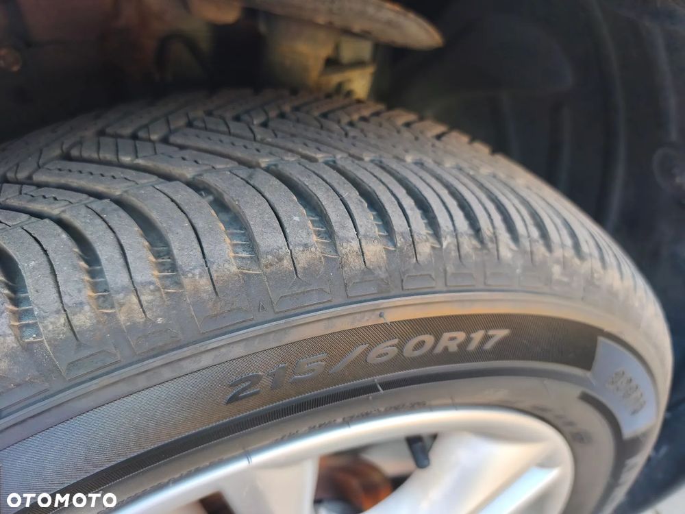 Nissan Qashqai+2 1.6 dCi DPF Start/Stop tekna - 29