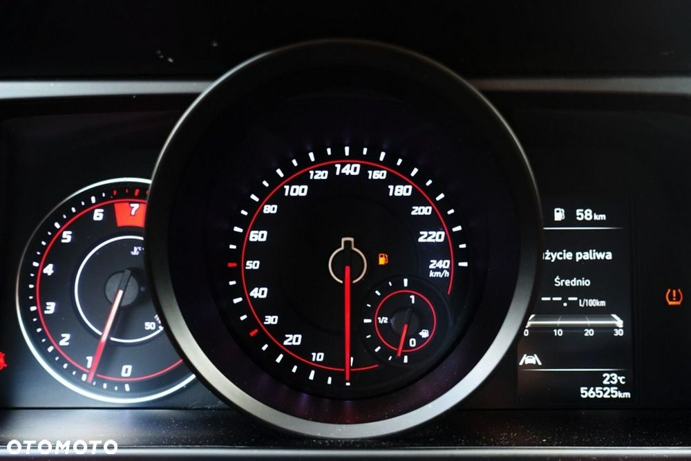 Hyundai Elantra 1.6 Smart CVT - 15